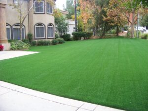 5 Creative Ways to Enhance Commercial Landscaping with Artificial Turf In San Diego